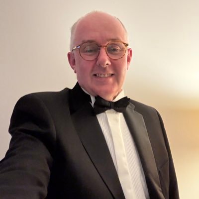 darylslinn's profile picture. Music lover, Sport lover, Cat dad, Likes a laugh & to put a smile on your face. Flirt, but useless at it. Dad bod, fun and friendship. Welcome to my life.