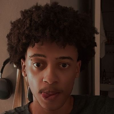 mateusmunzz's profile picture. - fã da billie e amante de gatos