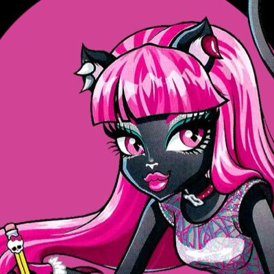 vampmarcelines's profile picture. i tweet about sports, books, and films