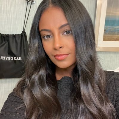 1017zainab's profile picture. 