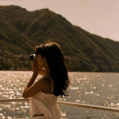 opglaa's profile picture. ❣️