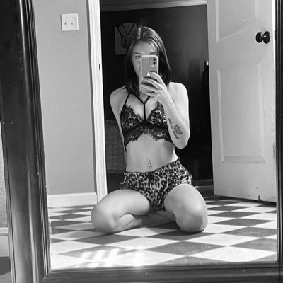 Scarlet30051's profile picture. https://t.co/UnkUnmqBqG 🤑 https://t.co/moXbP20gRn 👑 https://t.co/DyntsneA8Y 💚