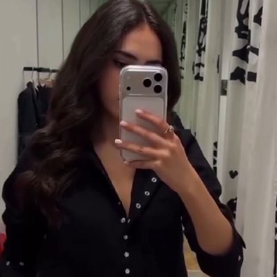 ameeraalbu's profile picture. باسمك ربي حصّنتُ أهلي و من أحب من أن يُصيبهم اذىً فَيُصيبني أضعافة.