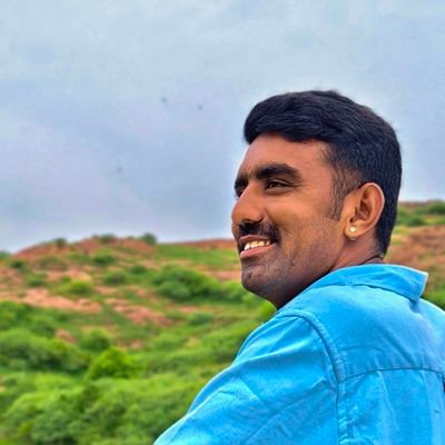 तलवारों के साए पर इतिहास हमारा बनता है जिस ओर जवानी चलती है उस ओर जमाना चलता है  |  स्वतंत्र विचार  |  ✍️कलम से क्रांति  |  संघर्षशील ज़िन्दगी 😊