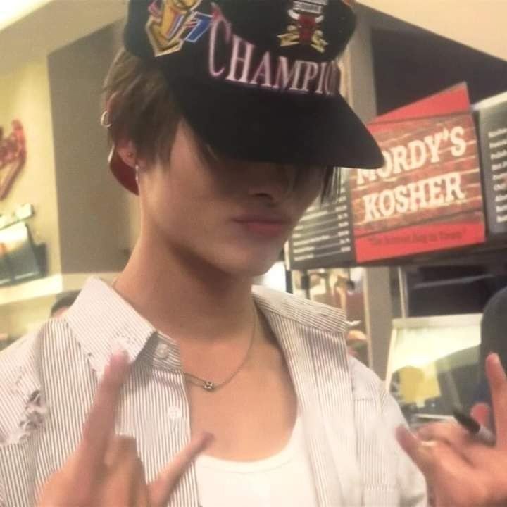 onlyifusayez's profile picture. 𝗍𝗋𝖺𝖼𝗄  𝟣𝟥,  𝖻𝗂𝗅𝗅𝗌.  #𝖾𝗇𝗁𝗒𝗉𝖾𝗇