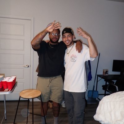 BoricuaIkaika's profile picture. Hawai’i Realtor since ‘15 | Broker @ 25 🌊 • Actor 🎭 • Rest In Peace Kona & Veeks 🕊️