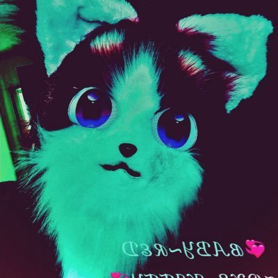 onyredfoxwolfa's profile picture. i’m in The Furry fandom for 50 years I’m a furry an I make fun fan 🖼️ and I’m in the X0 community