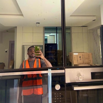 VictorOg14's profile picture. C.E.O || OG TECH ENGINEERING ||AMBIVERT|| A LOVER OF GOD|| YNWA💟 || Ecclesiastes 12 vs 13📌 || I speak igbo, English and German 😁🇩🇪👍