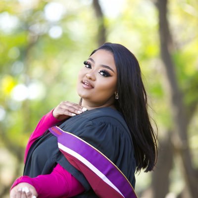 Lesego_tlokz's profile picture. extrovertedly introverted