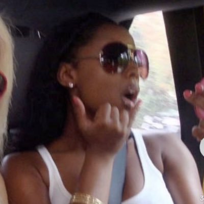 nickilewinsky01's profile picture. 