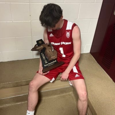 TrumanBrennan0's profile picture. Guard C/O 2026 | Paw Paw HS | BCAM All State | Kzoo Dream Team | IG-truman.brennan08 | 4.0 GPA |PersuitUnited | trumanjohnbrennan@gmail.com | 269-548-9232