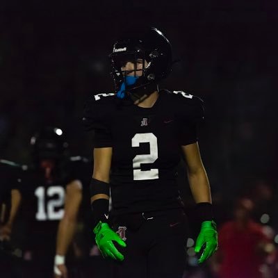 #1 CORNER IN CONFERENCE| 13th CB in WI |6’ 170 | 40 4.69| 4 offers🅾️ | CLASS OF ‘26 |
