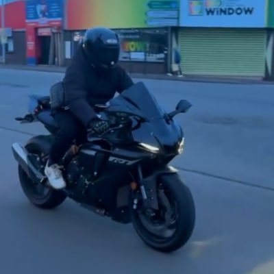 psqlll's profile picture. 