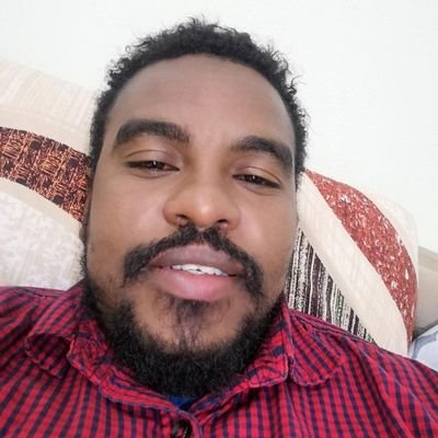 WAlikhalifa6's profile picture. ابلس والدنيا ونفسي والهوي '  كيف النجاة وكلهن اعدائي .