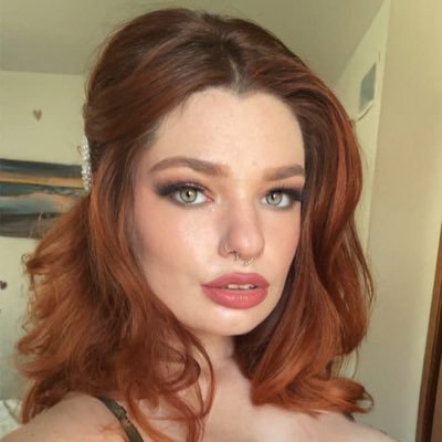Hella2426723429's profile picture. 
