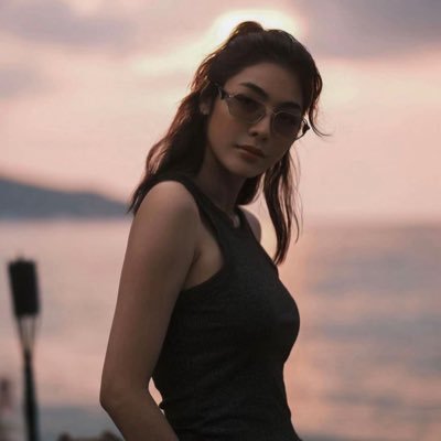 dbyuuri's profile picture. Dorky