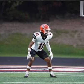 ElijahGarnett19's profile picture. C/O 2026 6'1 190 OLB 2024 1st team all region hart county   Gmail:sticxs172@gmail.com
