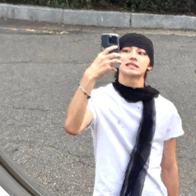 seanlullaby's profile picture. #cortismania acc especially for my #seonghyeon & #keonho .ᐟ.ᐟ