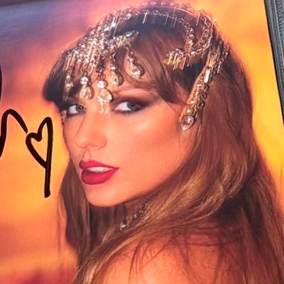 bridgecityusa's profile picture. karma is a cat 🐈