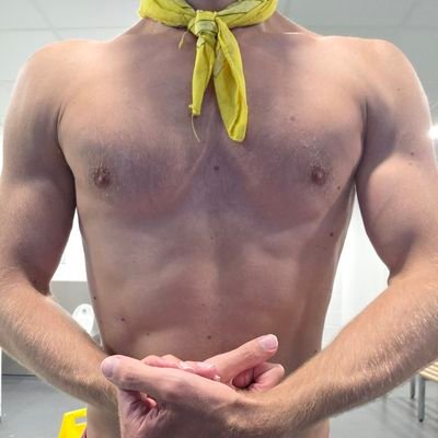 SubPiss's profile picture. London based sub who loves Piss.

London masters and pissfeeders DM me.
Will drink your piss but won't retweet or give you my money