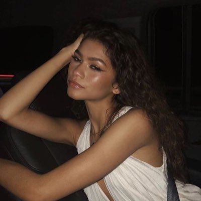 dudayeux's profile picture. 🏀⚽️🏎️🏒 i like a lot of things 🎾📖🎧🌿