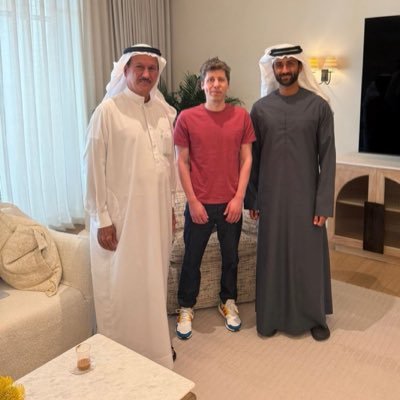 palacehoodies's profile picture. 21