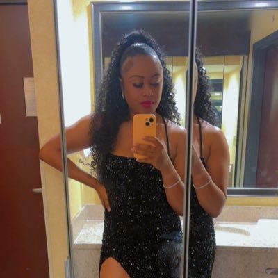 The loyalty will always be the same! Simple Enough. #iOop ♥️🐥🐘