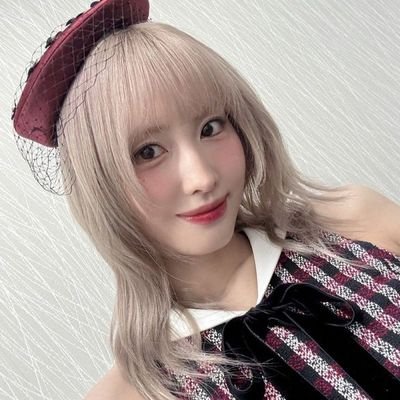 s2hiraiyo's profile picture. momoring