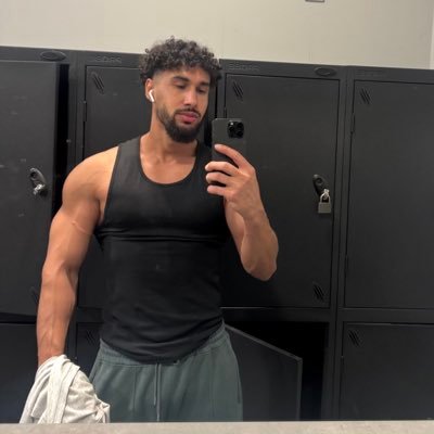 father of 10 looking for a hot stepmom