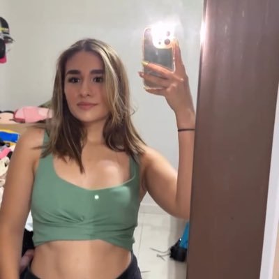 leylaslizzett's profile picture. don't just exist, 𝗹𝗶𝘃𝗲 🍃 // 🍫 🍫lover // Dybala & Lainez stan acc