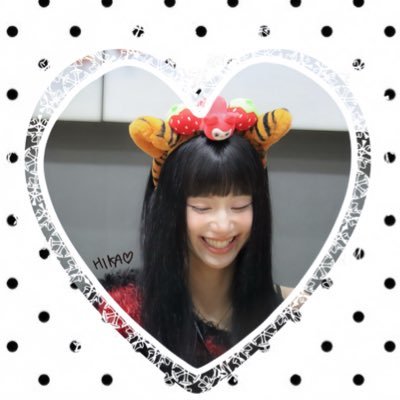 cy0s__'s profile picture. 채영짱 ︎︎𓂃⋆⭒˚.⋆𝜗𝜚🍓🍒