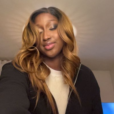binoosh3's profile picture. 