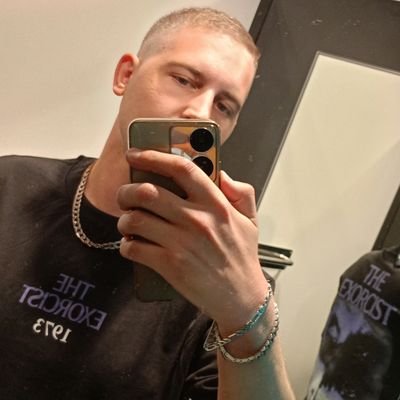 felixbdn09's profile picture. Siempre trabajando