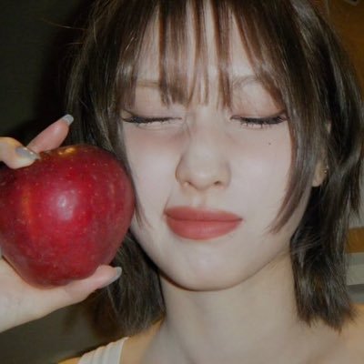 danvrs_'s profile picture. real men stan twice