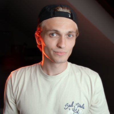 RealDanKeating's profile picture. 📍 Los Angeles, CA
⚡ Digital Marketing & Creative Strategist
🔥 Talking Content, Branding, and Growth