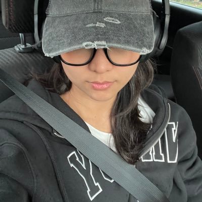 illitherate's profile picture. 