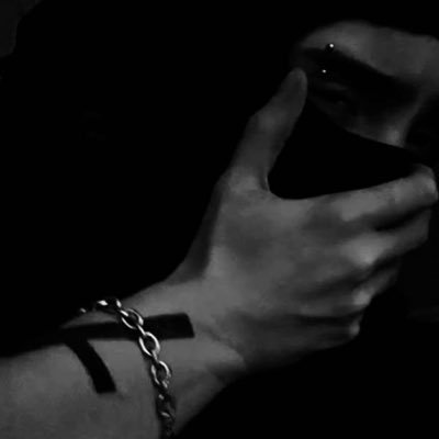 frikdad's profile picture. 