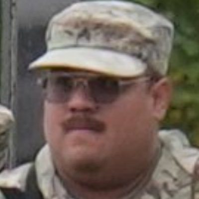 svjfz's profile picture. ⟊⟰⟓⟰⟔⟰⟡⟰⟤⟰⟠ — hello, traveler of glyphs.