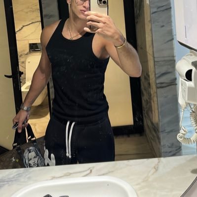 Sad32398370's profile picture. 🇲🇦🇶🇦