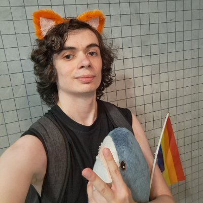 _valda11_'s profile picture. He/Him ♂️
Queer 🏳️‍🌈
Feminist ♀️
Progressive Leftie ⬆️⬅️🟥
PFUK ⚖️
Volt 🇪🇺⚡️
Meow :3