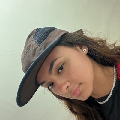 ⚢