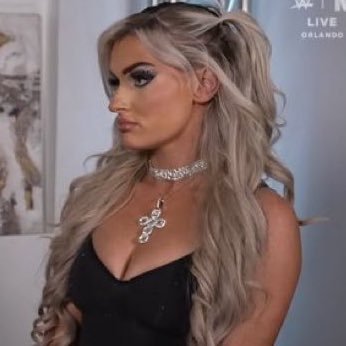 WalksLikeMonroe's profile picture. The way she walks and talks may lead you to believe she is the reincarnation of Marilyn Monroe but in reality - she is a woman from 𝖍𝖊𝖑𝖑. @BlakeMonroeWWE