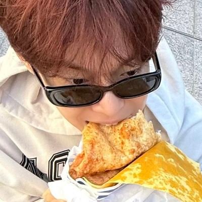 busydog5's profile picture.