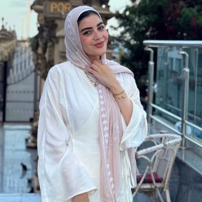 mai05129407's profile picture. shit happens