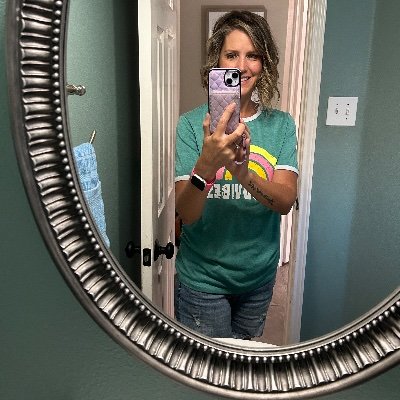 jodafoster's profile picture. Living life with my family