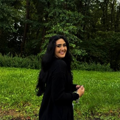 DaisyJoXO's profile picture. SVU • theme parks • all views are my own •       assy mcbigpants