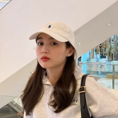abelmoone_'s profile picture. Galbay pinjol legal&ilegal? untuk yang masih belum paham seputar galbay pinjol tanya2 aja free kok. dm aja💌 https://t.co/ELVimmyAM5