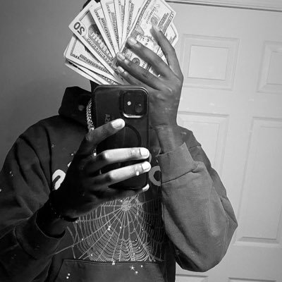 micahboychii's profile picture. 