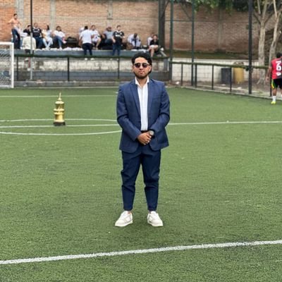 DCarcamo11's profile picture. ¡Bello ser honesto! 🌺
Por una Honduras Humana y LIBRE🐕❤️🖤