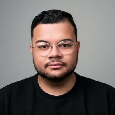 JonnyVespasiano's profile picture. Que todo o caminho que eu ande tenha flores e, se não tiver, que eu as plante. 💫